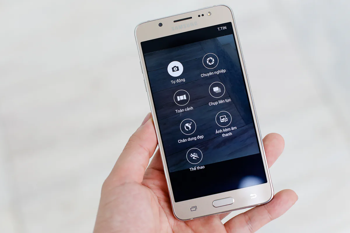 10 smartphone bán chạy nhất nửa đầu năm 2016