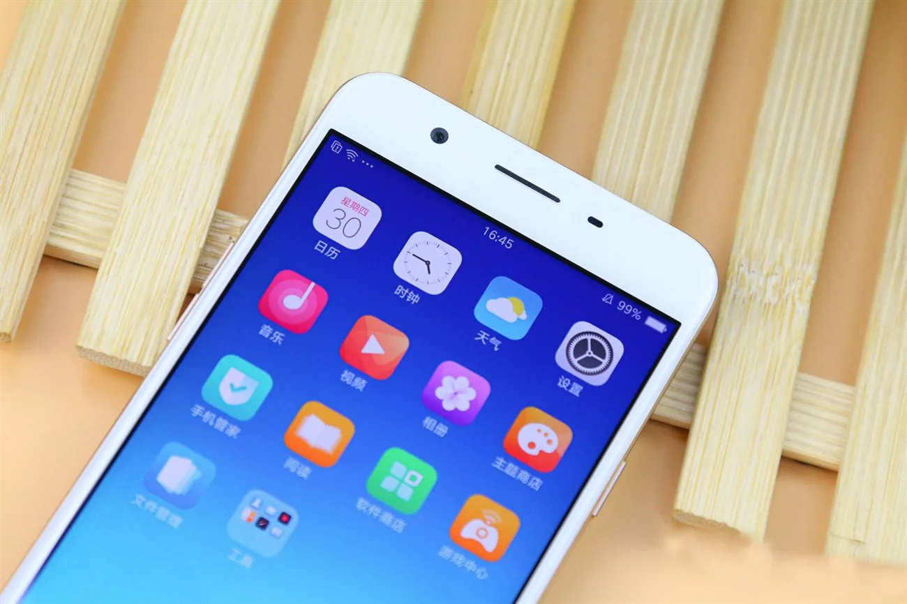 Cấu hình và ảnh thực tế OPPO F1s giá 7 triệu đồng