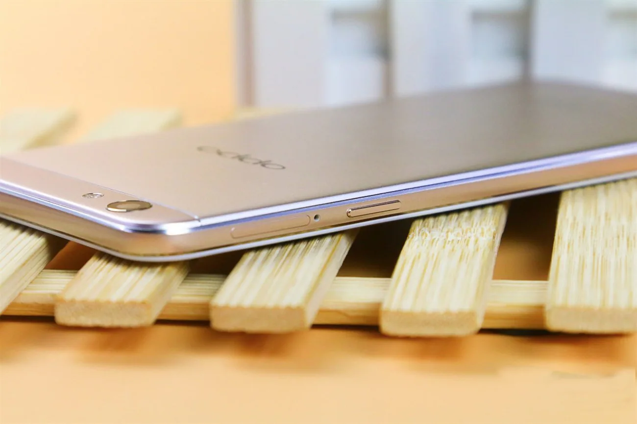 Cấu hình và ảnh thực tế OPPO F1s giá 7 triệu đồng