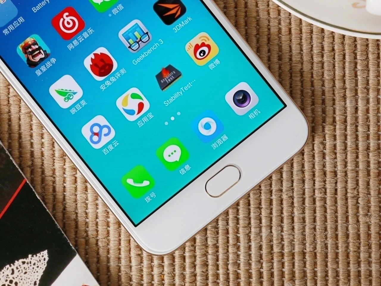 Cấu hình và ảnh thực tế OPPO F1s giá 7 triệu đồng