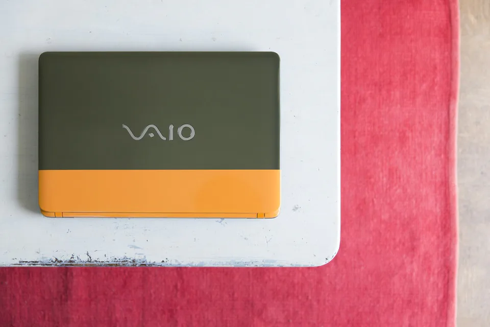 VAIO ra mắt laptop C15: máy đẹp, câu hình thấp nhưng giá cao