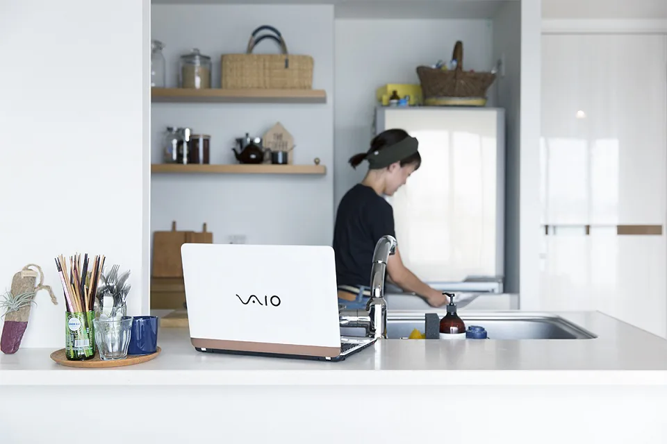 VAIO ra mắt laptop C15: máy đẹp, câu hình thấp nhưng giá cao