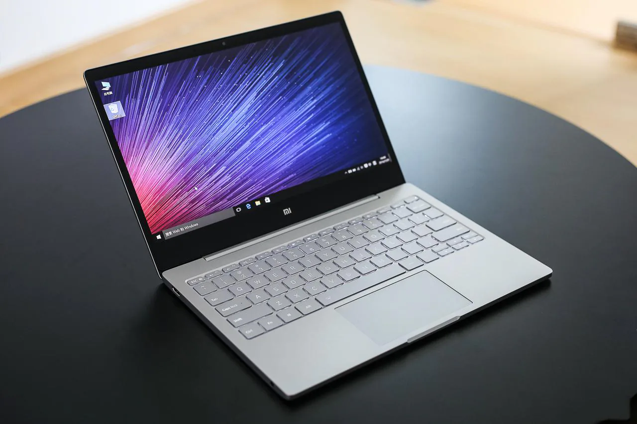 Mở hộp Mi Notebook Air vừa ra mắt
