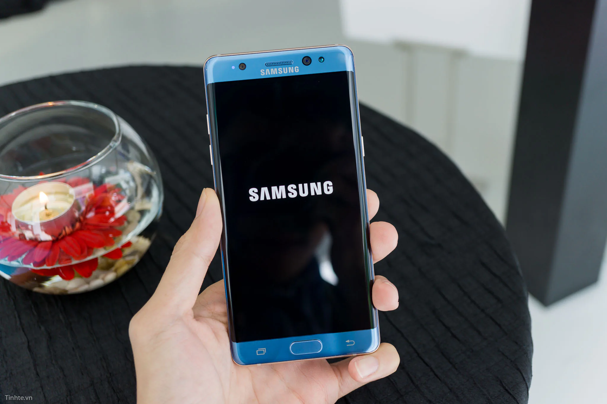 Ngắm Galaxy Note 7 màu xanh san hô sắp về Việt Nam