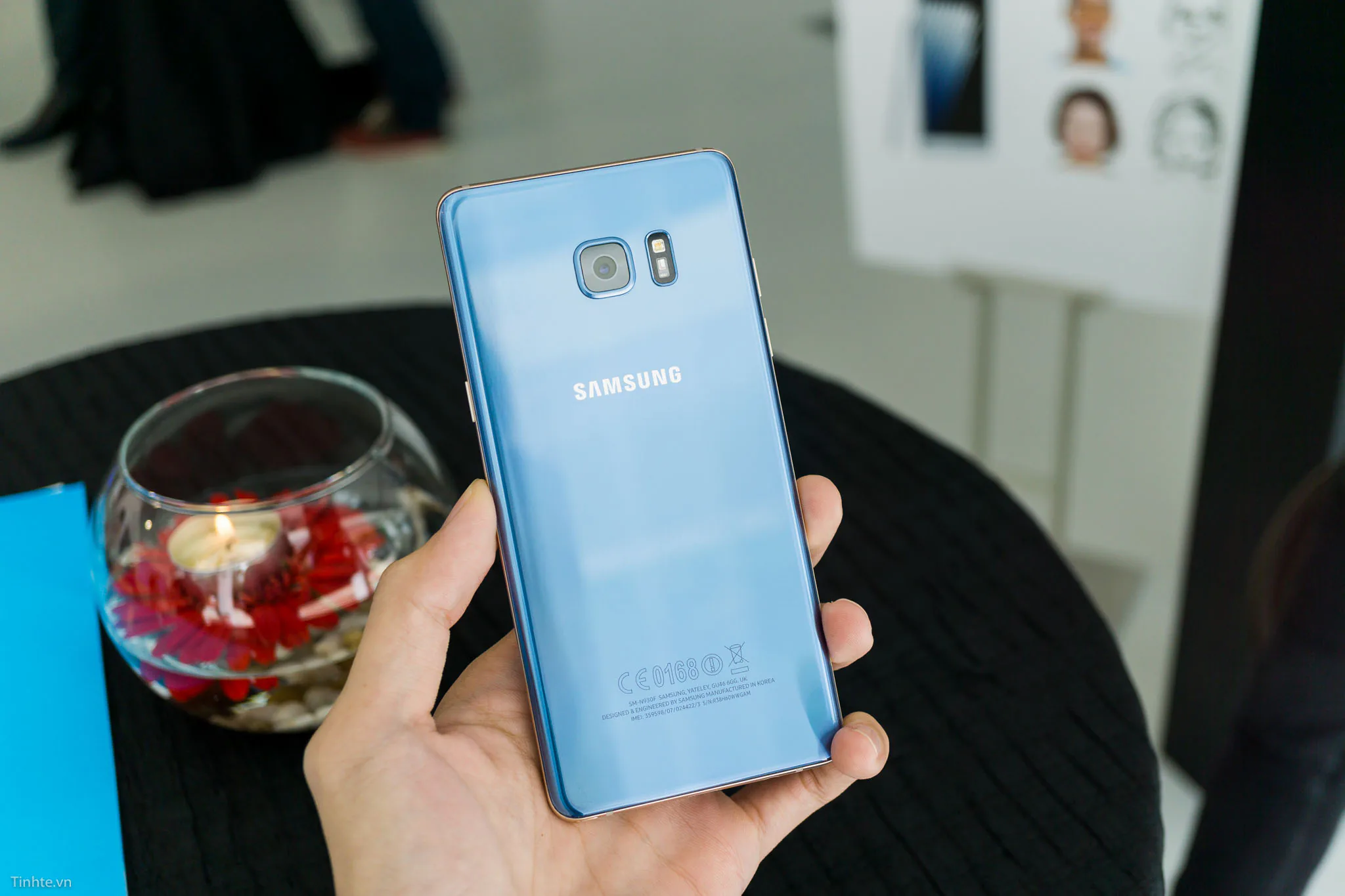 Ngắm Galaxy Note 7 màu xanh san hô sắp về Việt Nam