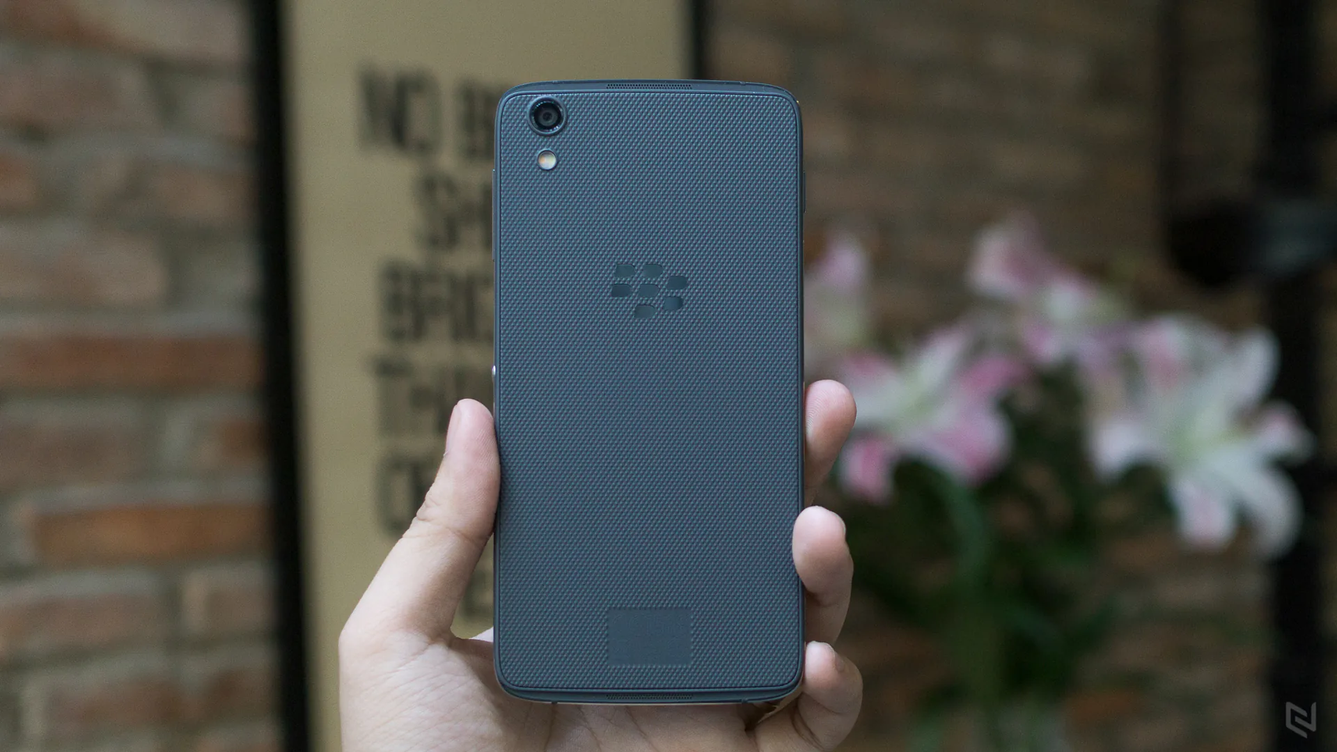Trên tay & cảm nhận nhanh Blackberry Dtek50 tại Việt Nam