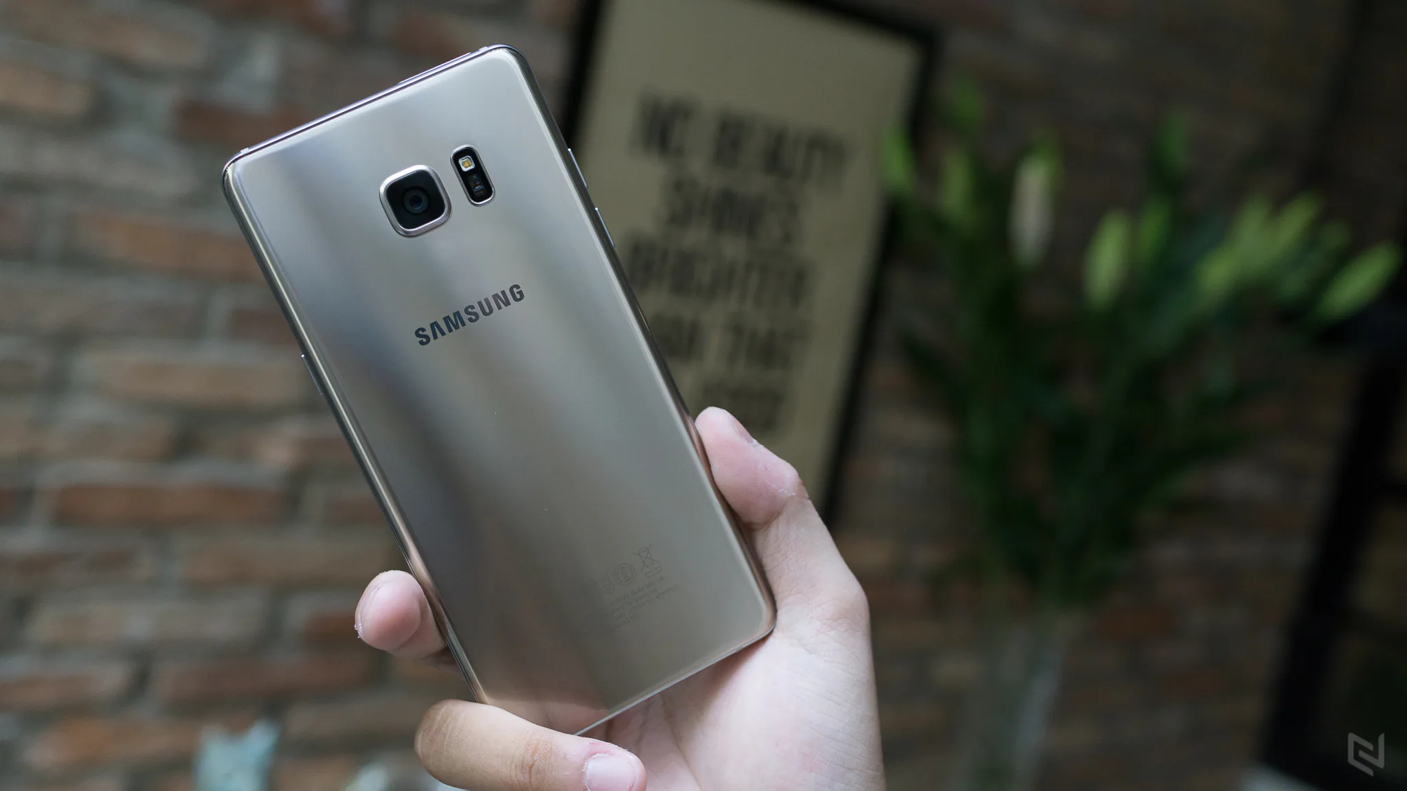 Trên tay Galaxy Note 7 bản thương mại tại Việt Nam: