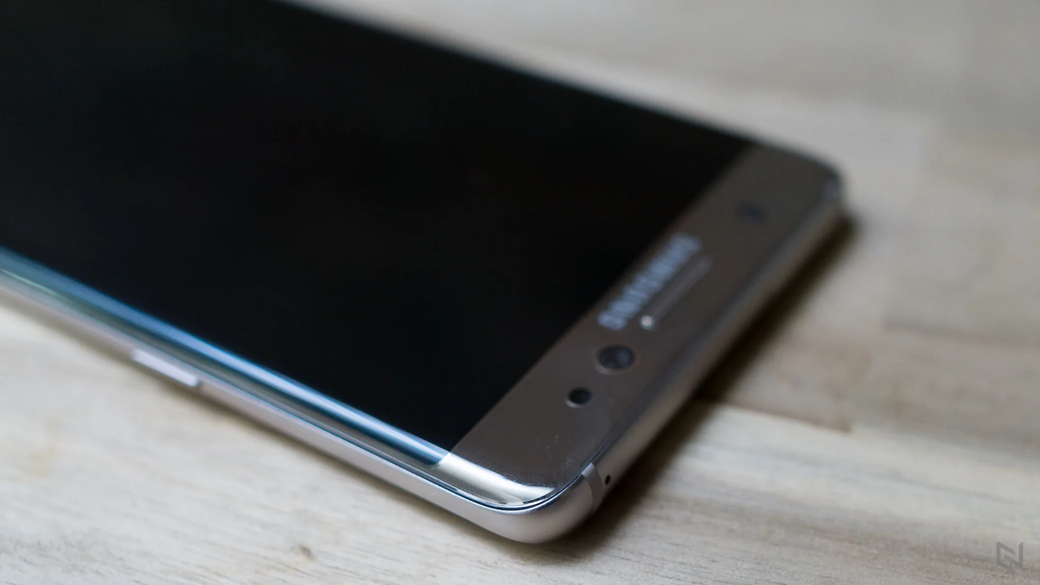 Trên tay Galaxy Note 7 bản thương mại tại Việt Nam: