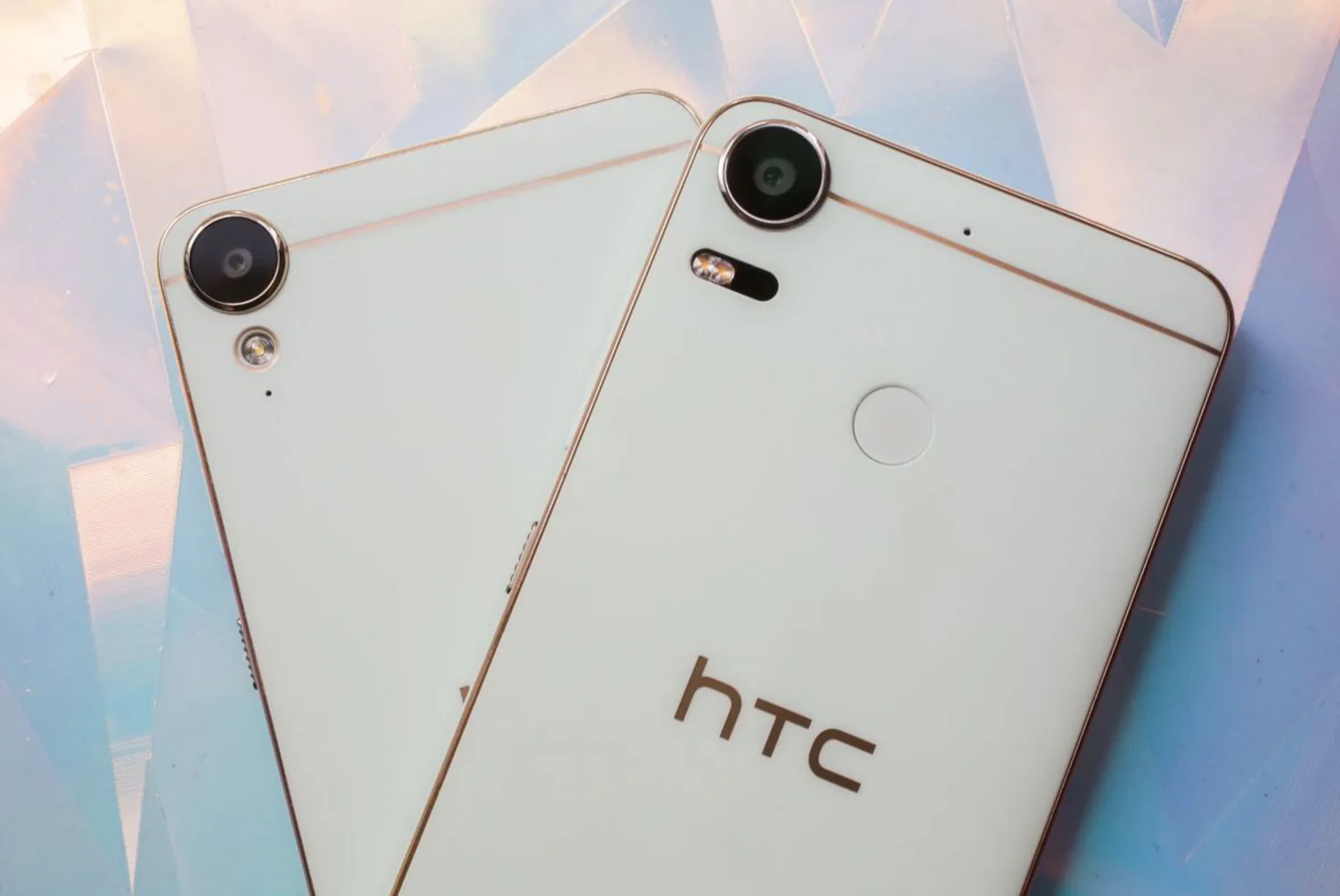 HTC ra mắt hai mẫu điện thoại mới: HTC Desire 10 Pro và Lifestyle