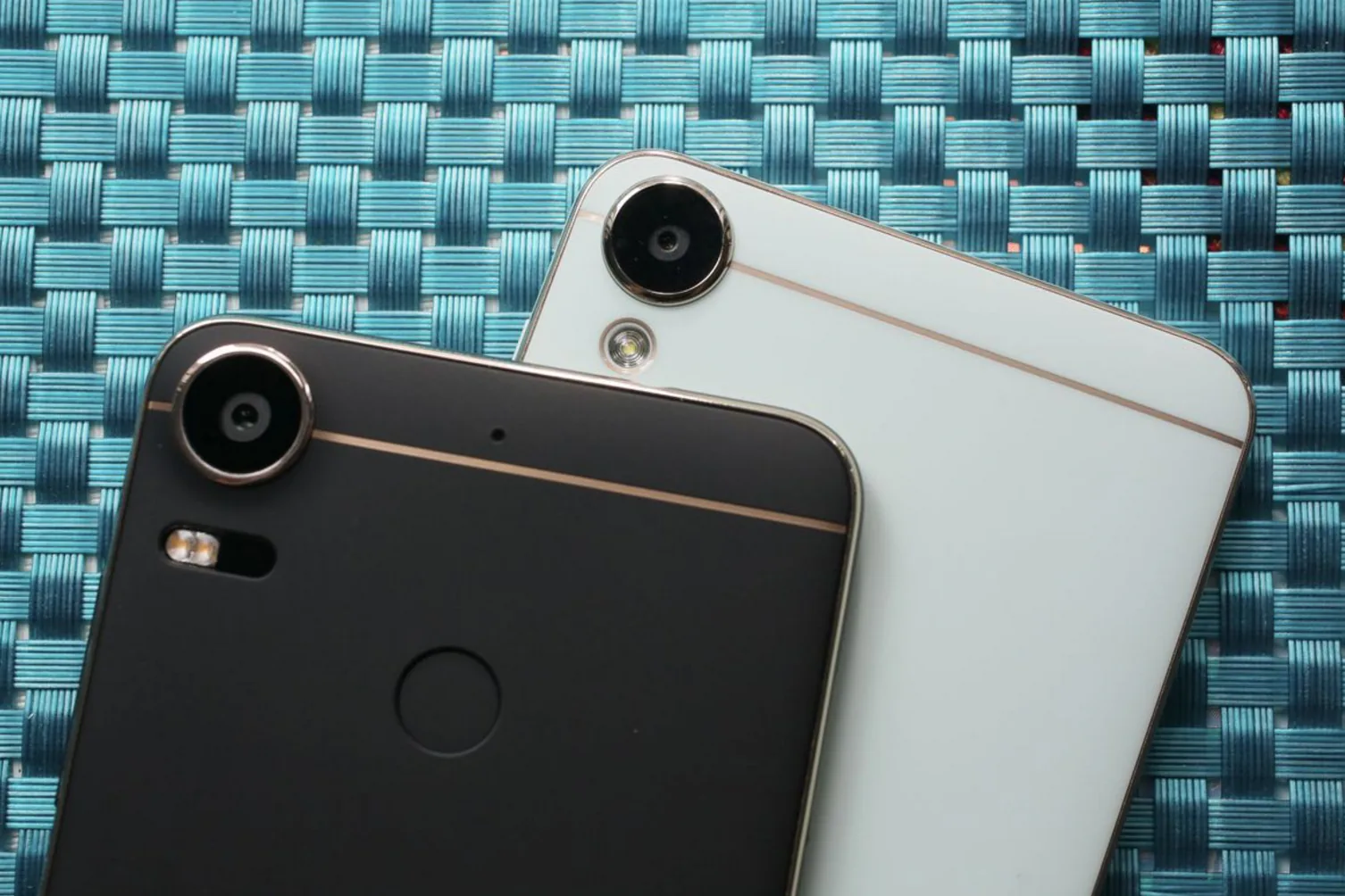 HTC ra mắt hai mẫu điện thoại mới: HTC Desire 10 Pro và Lifestyle