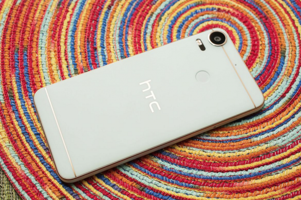 HTC ra mắt hai mẫu điện thoại mới: HTC Desire 10 Pro và Lifestyle