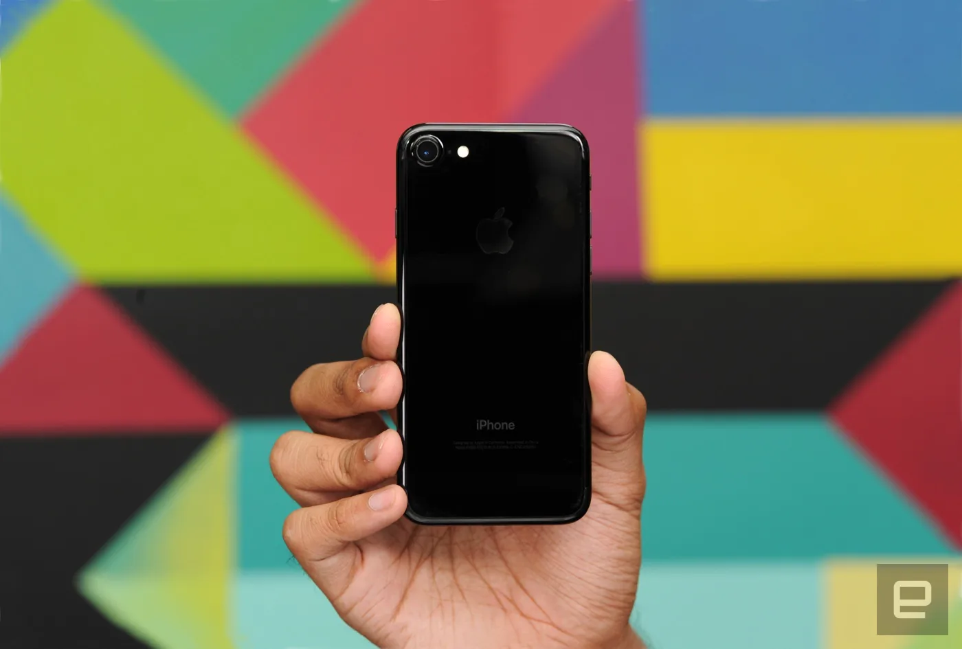 Đánh giá iPhone 7 và 7 Plus: Apple đã lựa chọn quá an toàn