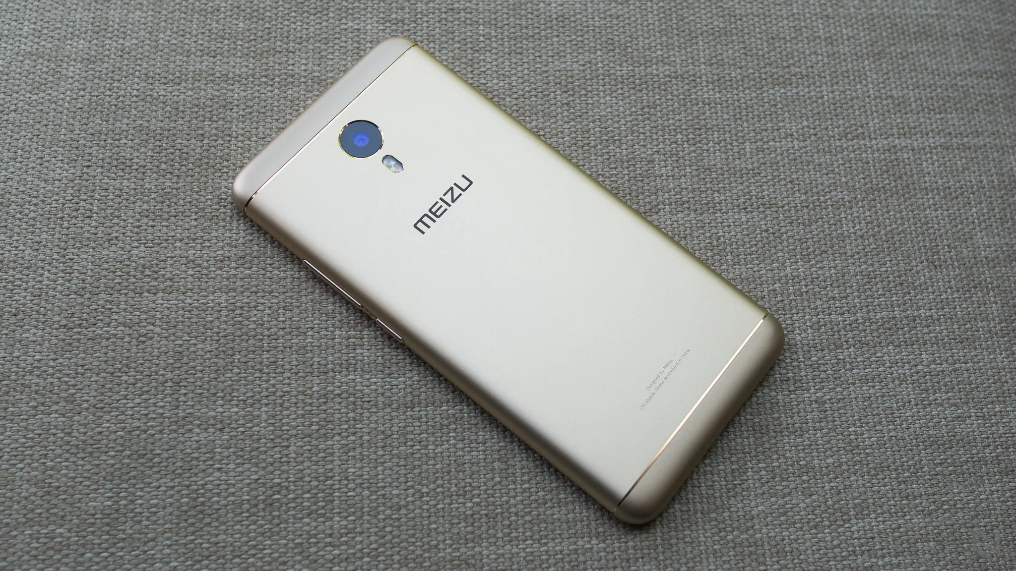 Mở hộp Meizu M3 Note: thiết kế đẹp, cấu hình tốt, giá 4,5 triệu đồng