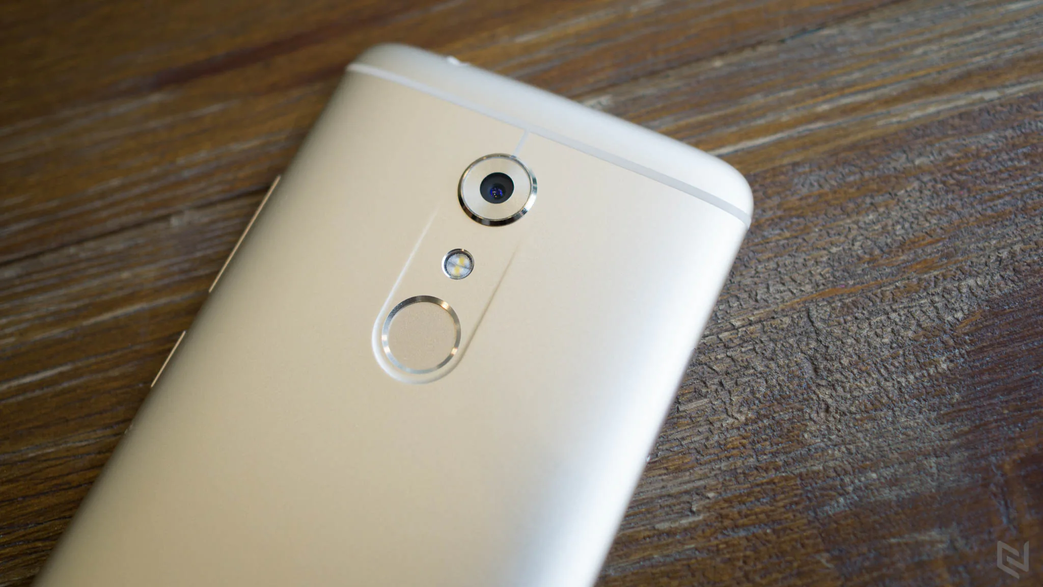 Đánh giá ZTE Axon 7: cấu hình tốt, máy đẹp trong tầm giá 10 triệu