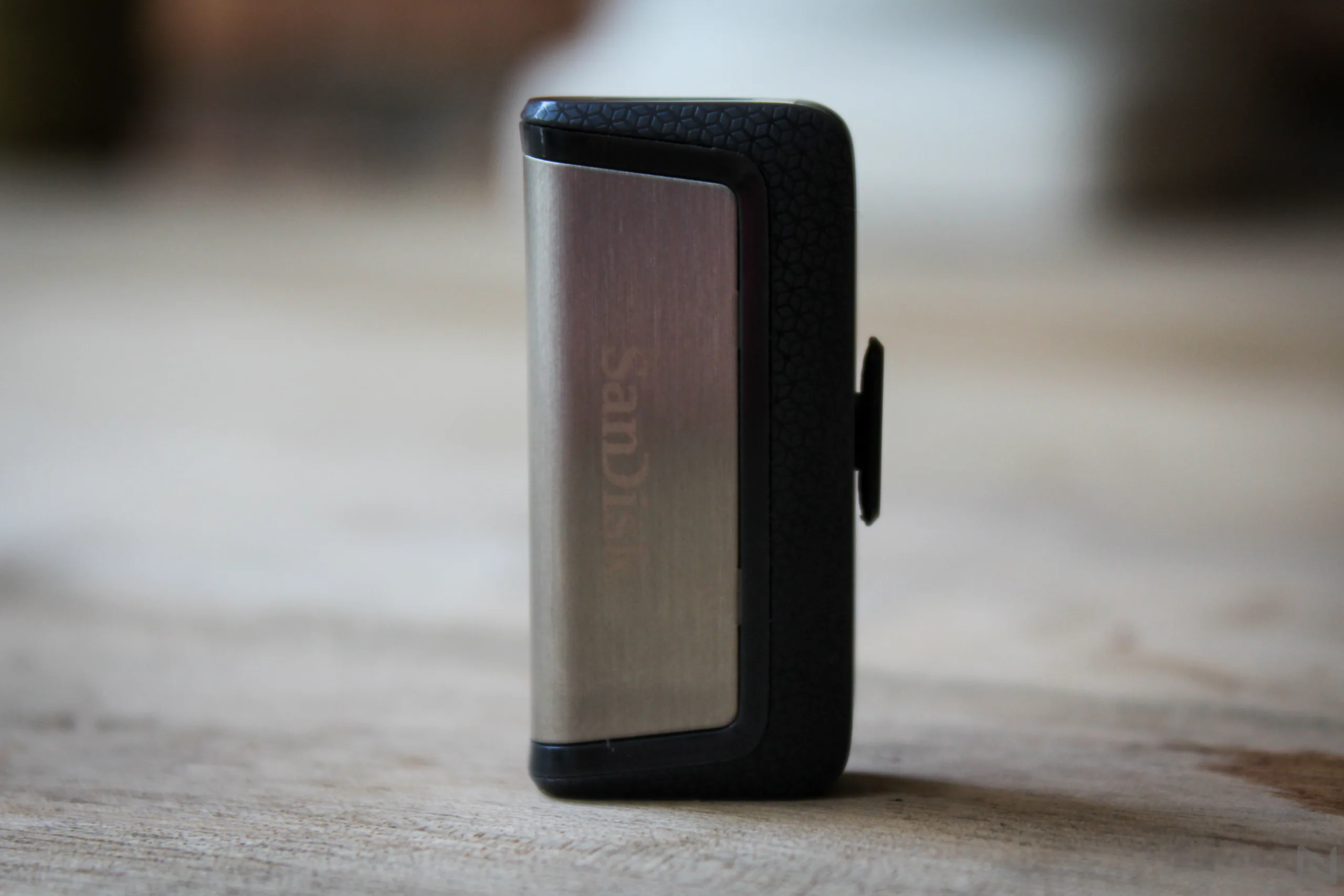Trên tay USB OTG SanDisk Ultra Dual hỗ trợ chuẩn Type-C
