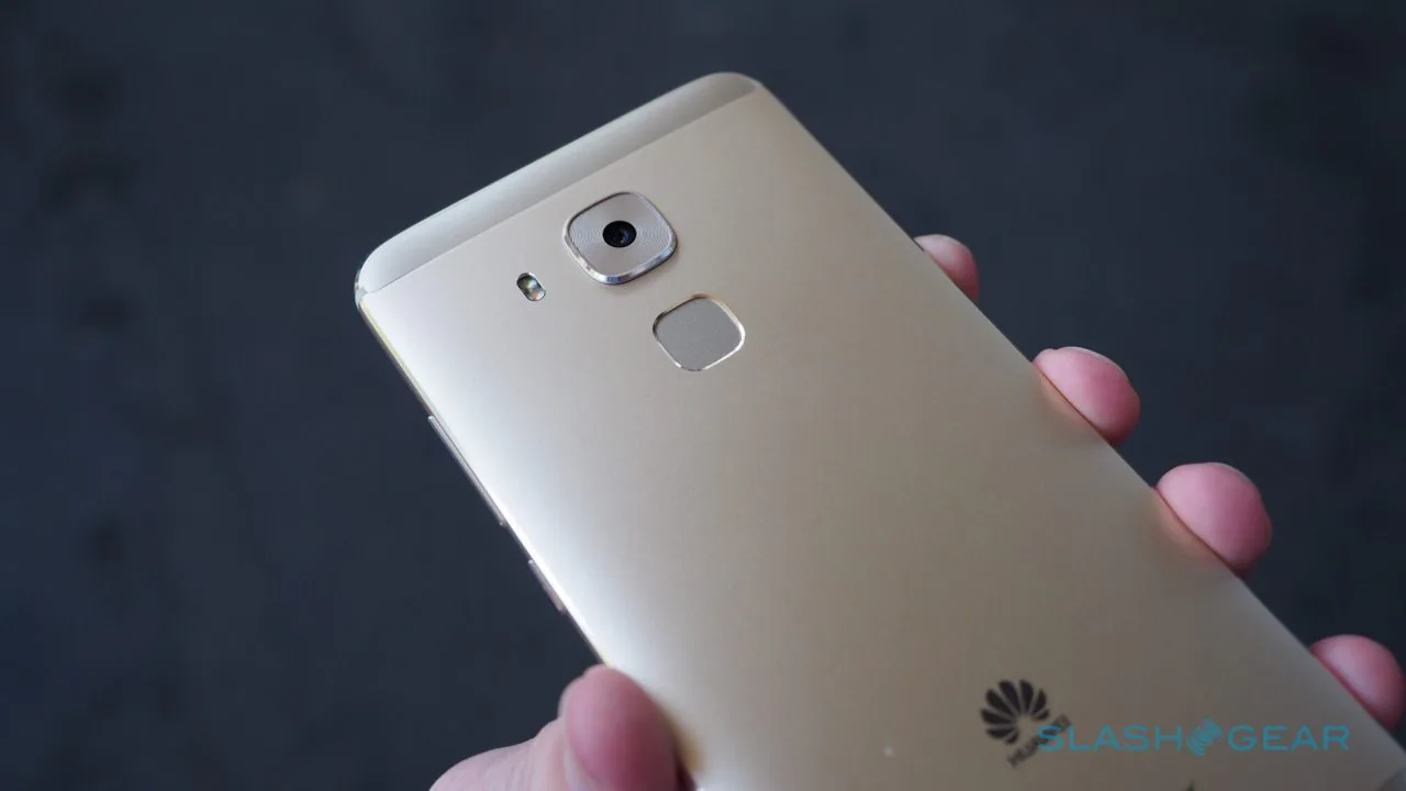 [IFA 2016] Huawei trình làng bộ đôi Huawei Nova và Huawei Nova Plus.