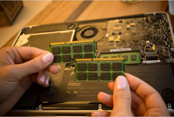 Tăng tốc những chiếc MacBook cũ như thế nào?
