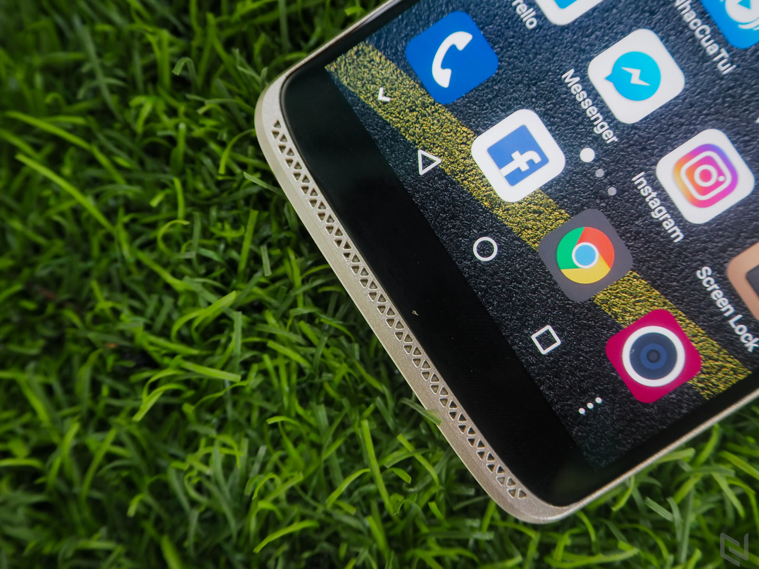 Đánh giá ZTE Axon Mini: Chiếc điện thoại được trang bị tận răng