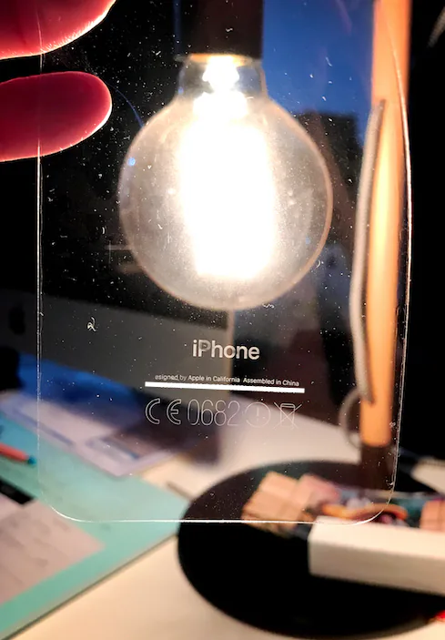 iPhone 7 Jet Black gặp vấn đề bong tróc