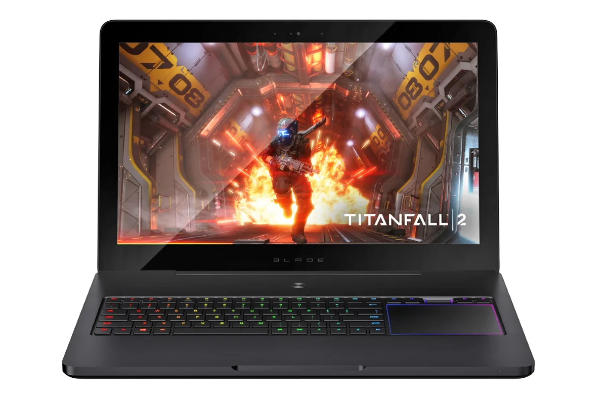 Razer giới thiệu laptop chơi game Blade Pro: bàn phím cơ đi kèm, giá $3699