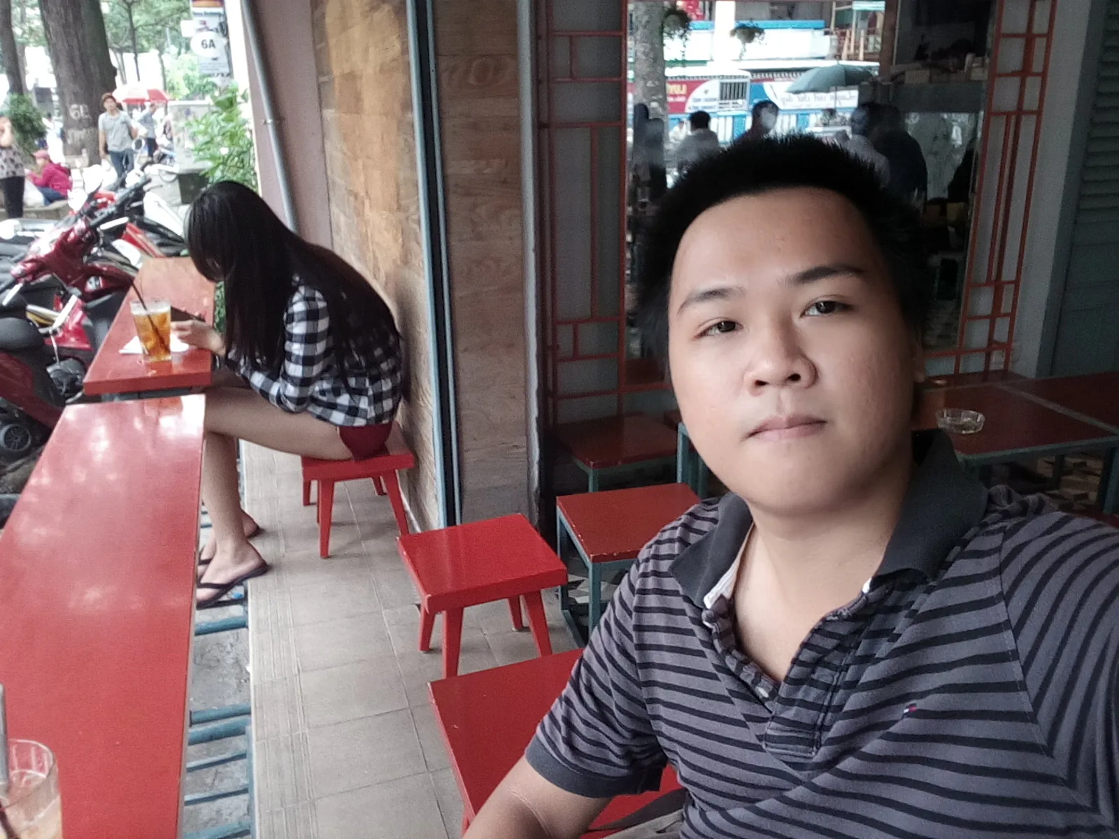 Ảnh: Thử camera trước chế độ làm đẹp