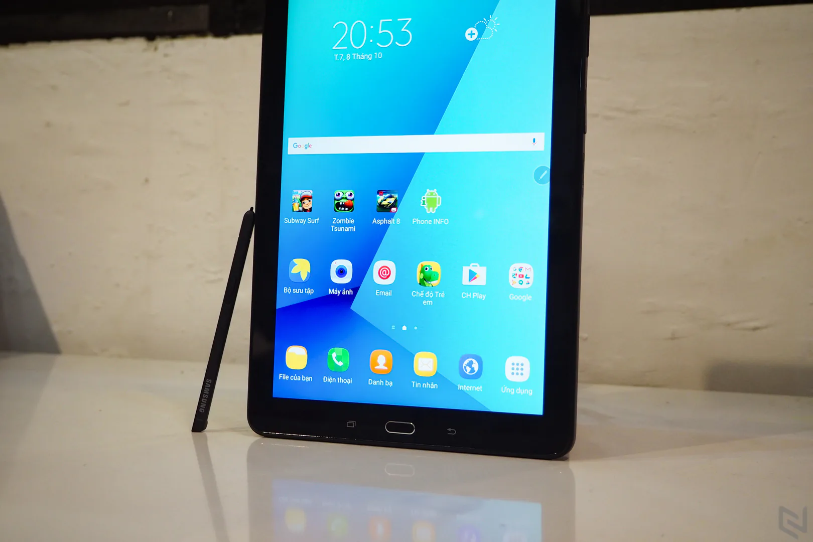 Mở hộp Galaxy Tab A (2016) bản có S-pen: cấu hình chỉ nâng cấp nhẹ