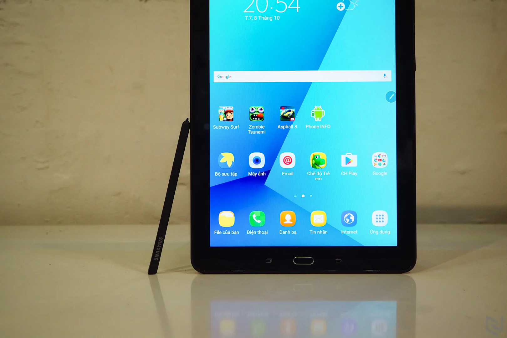 Mở hộp Galaxy Tab A (2016) bản có S-pen: cấu hình chỉ nâng cấp nhẹ