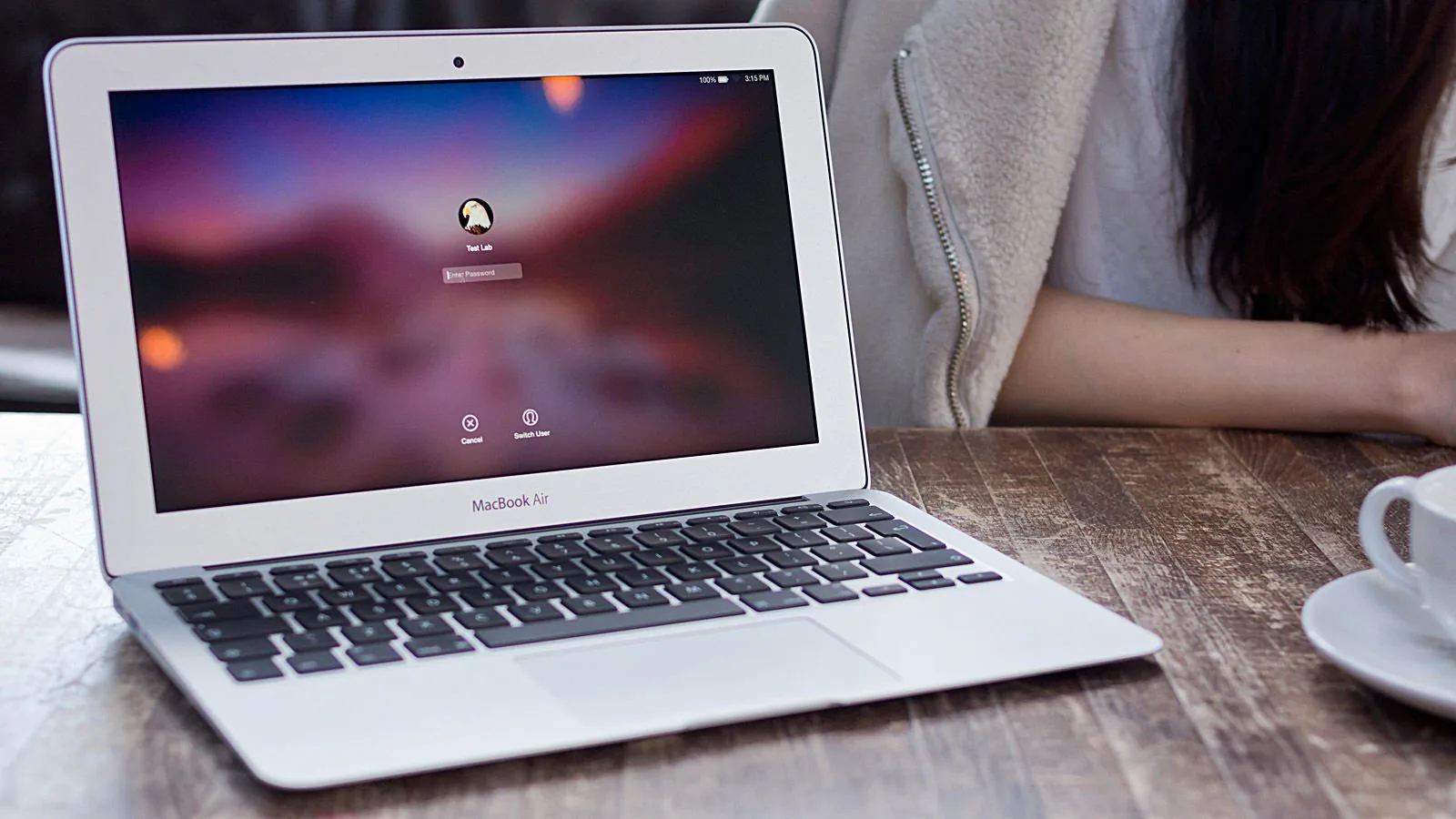 Nhìn lại 10 năm của chiếc MacBook Air gốc, mở đầu cho kỉ nguyên "không ổ đĩa"