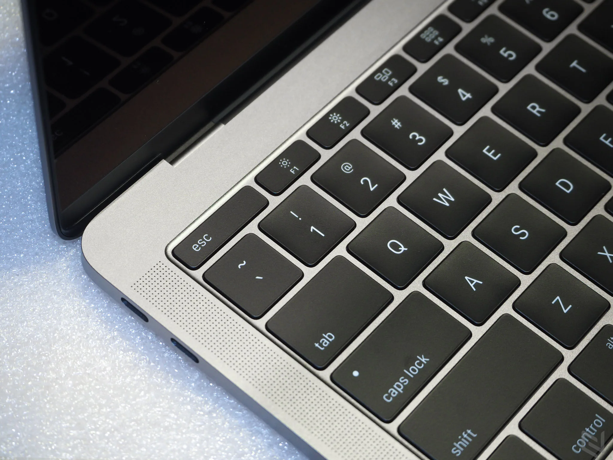 MBP 2016 13%22 _CNV 18
