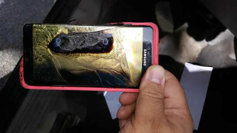 Thêm một số trường hợp Galaxy Note7 đổi mới phát nổ