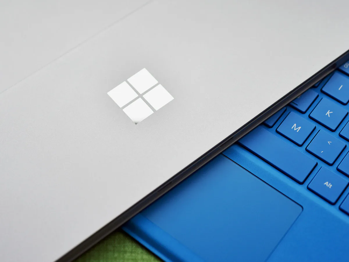 surface-logo