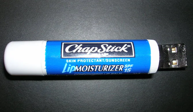 usb-flash-drive-key-disguise-chapstick