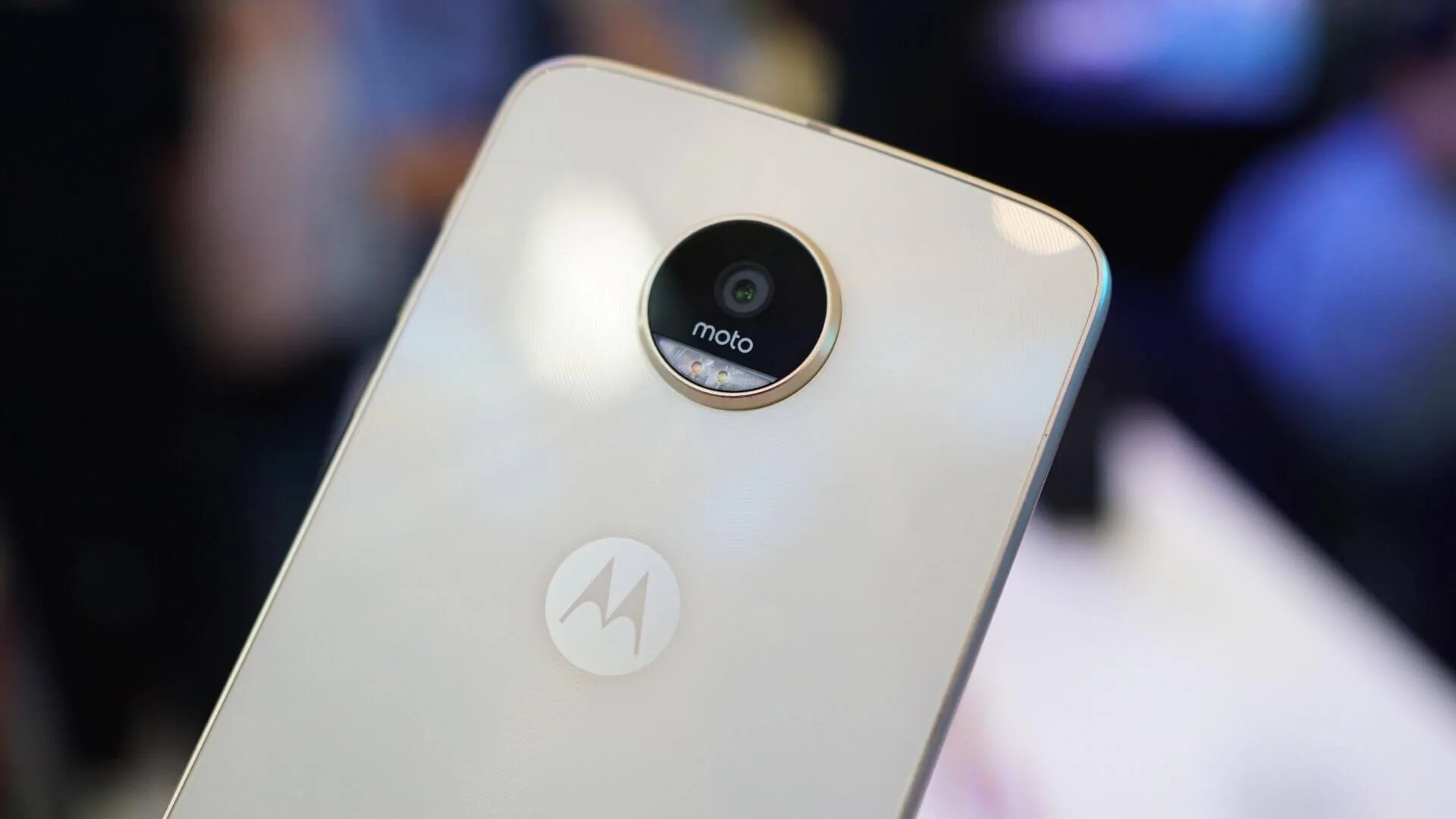 Motorota chính thức ra mắt Moto Z, Moto Z Play và Moto Mods tại Việt Nam