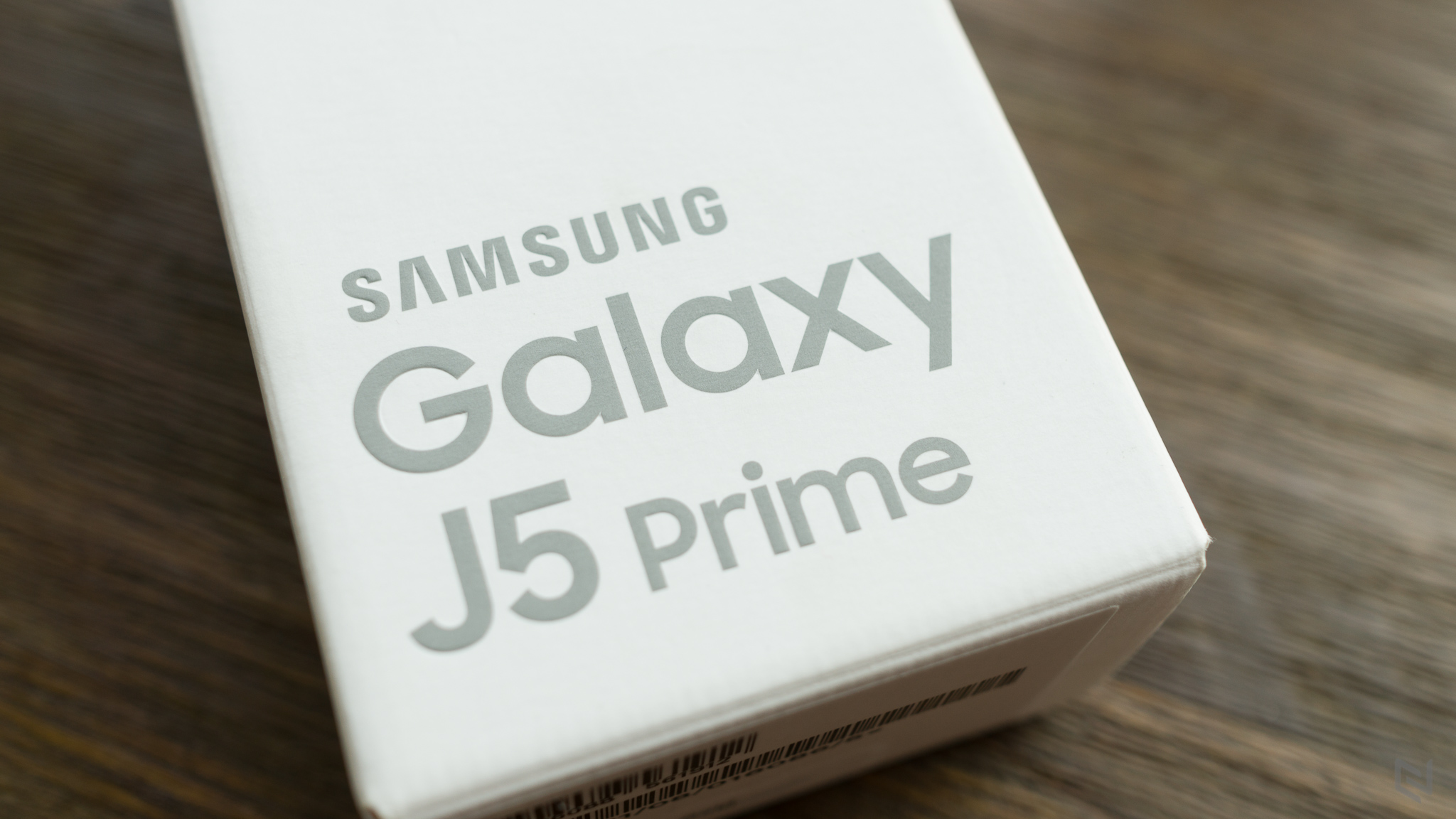 Hộp máy in chữ Galaxy J5 Prime