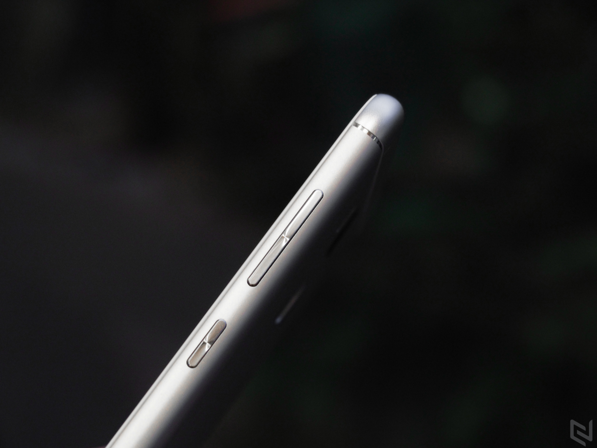 Trên tay ZenFone 3 Max phiên bản màn hình 5.5 inch