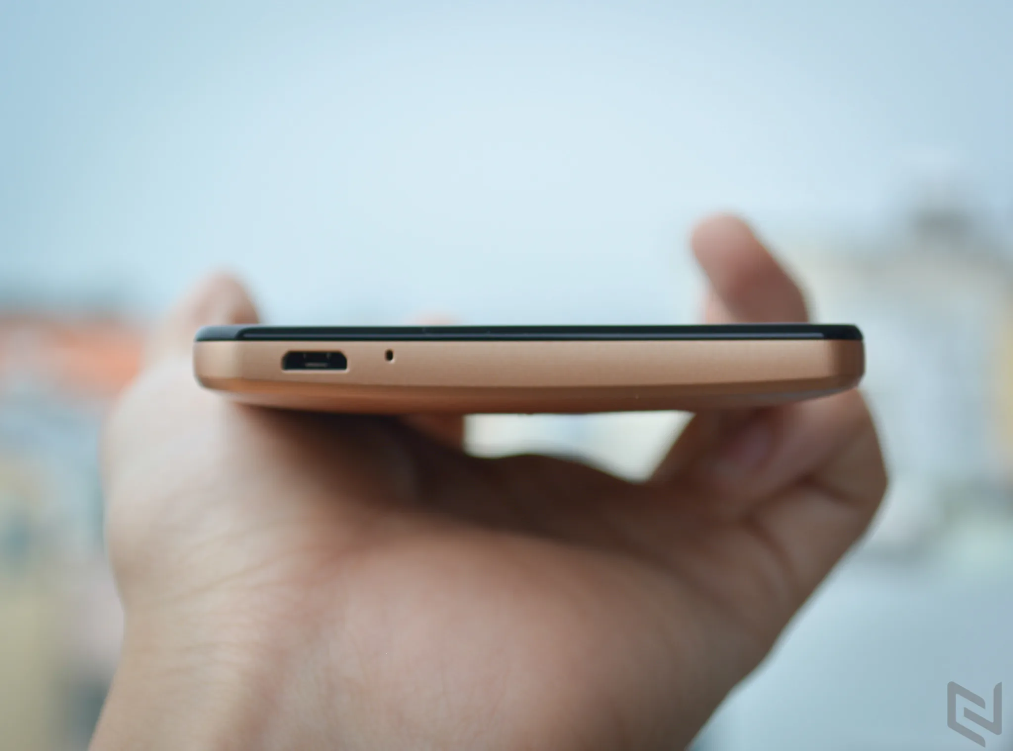 Đánh giá Infinix Hot 4: Pin 4000 mAh, cảm biến vân tay giá 2.490.000 đồng