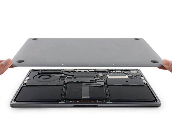 Bên trong Macbook Pro 13 inch phiên bản không Touch Bar có gì?