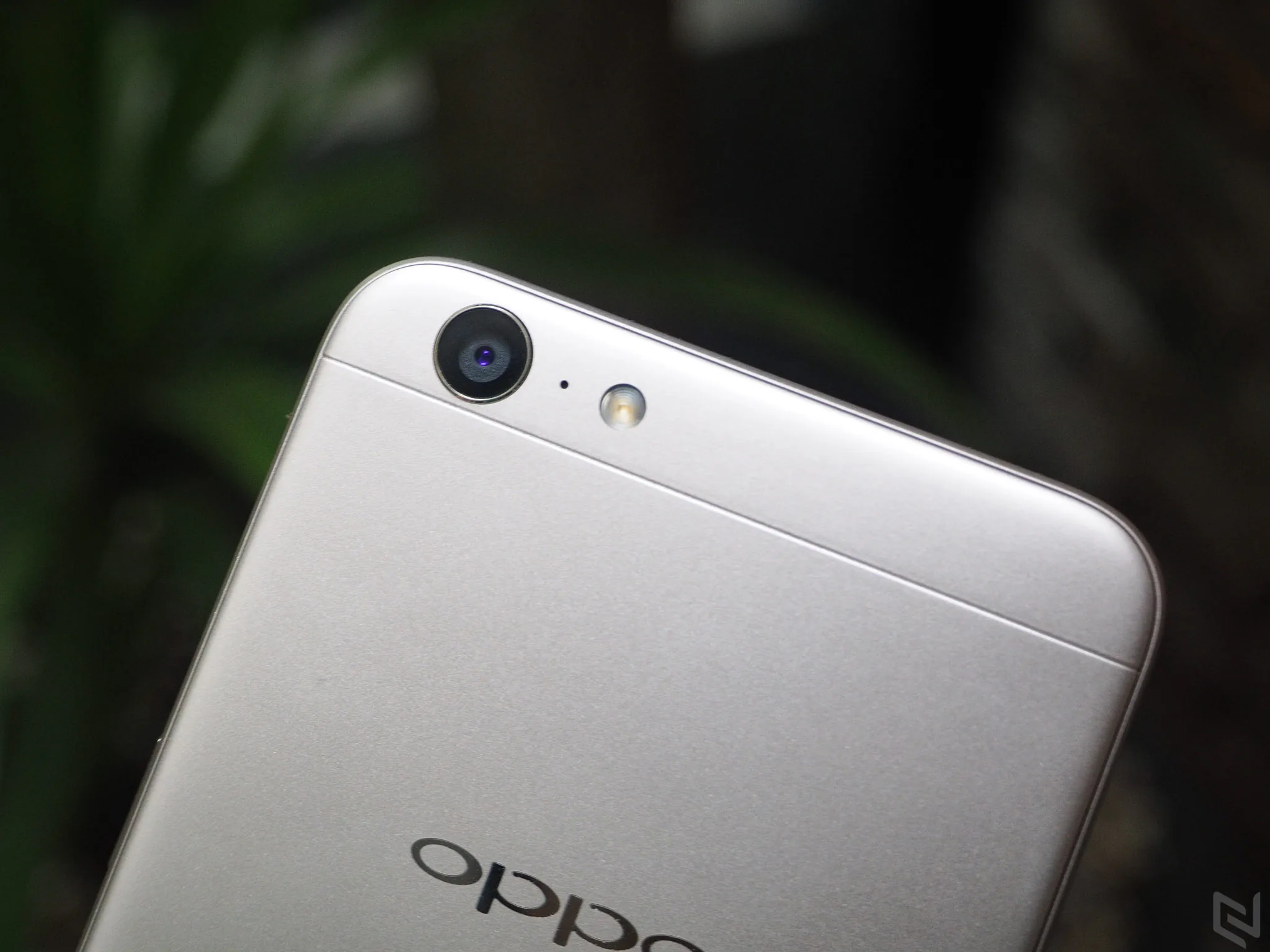 Trên tay OPPO A39 (Neo 9s): Nhiều nâng cấp đáng giá so với A37