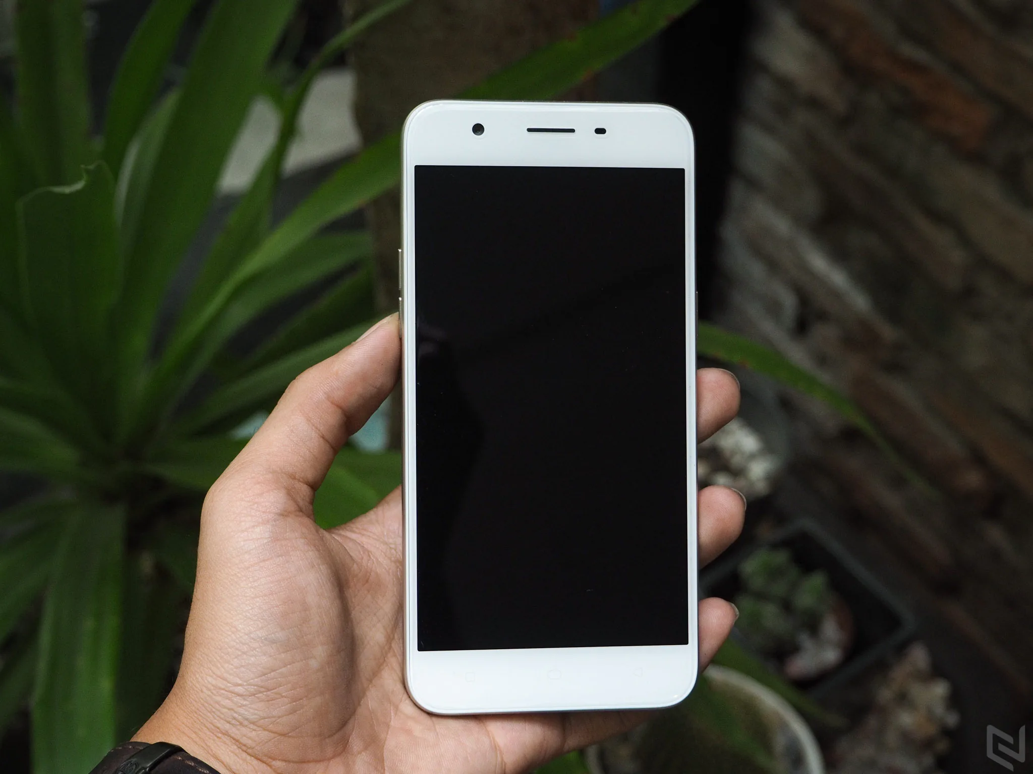 Trên tay OPPO A39 (Neo 9s): Nhiều nâng cấp đáng giá so với A37