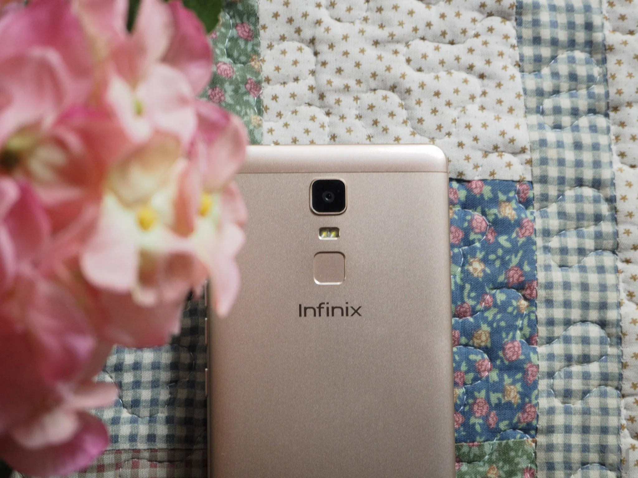 Đánh giá Infinix Note 3: Chiếc Phablet vừa to vừa mạnh vừa dai