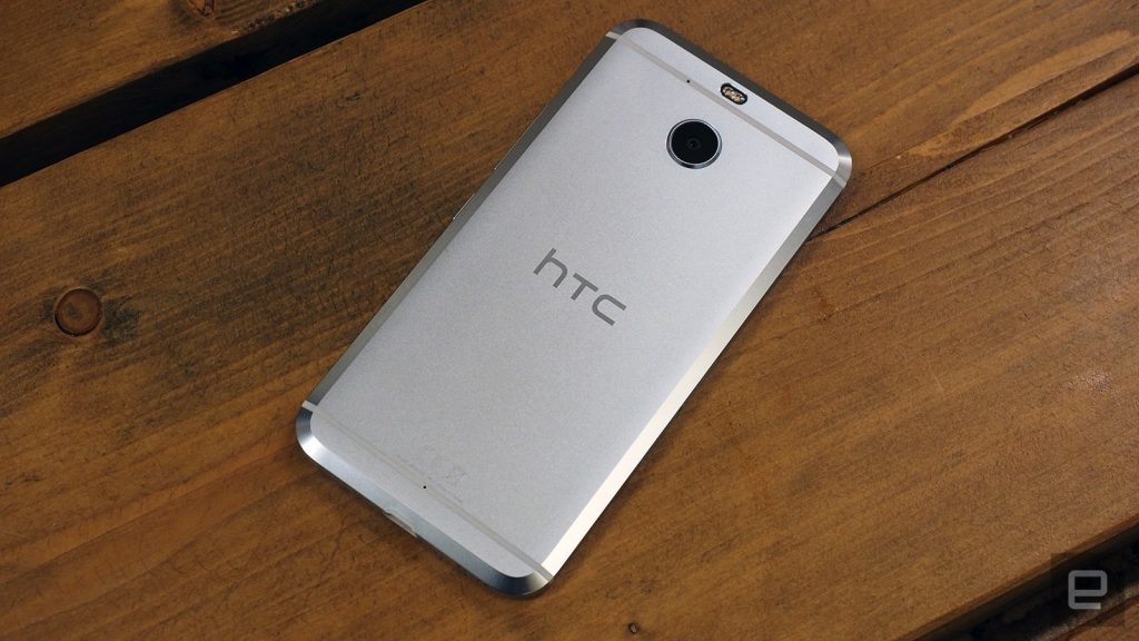 HTC 10 evo được trình làng cho thị trường quốc tế