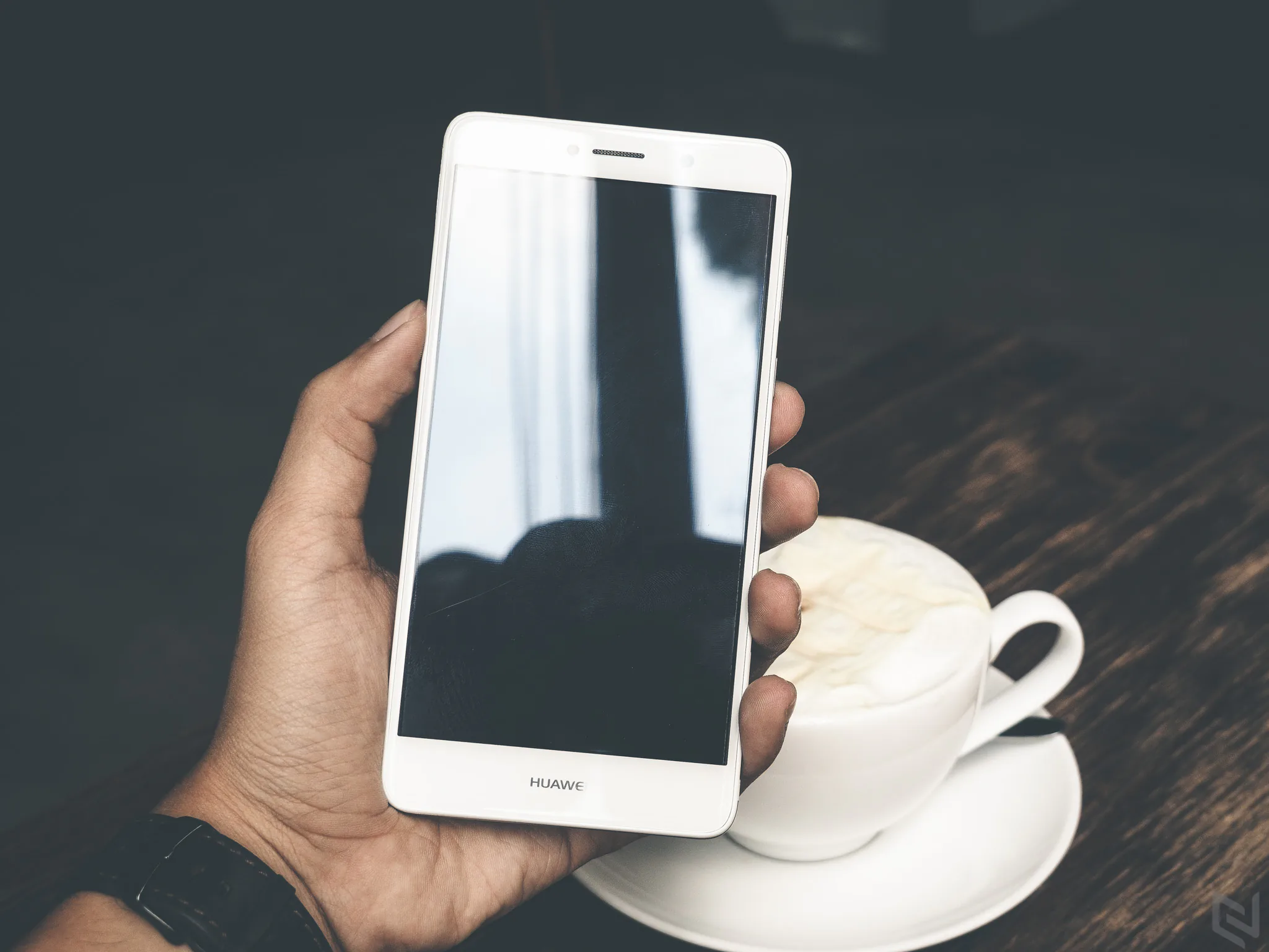 Trên tay Huawei GR5 2017