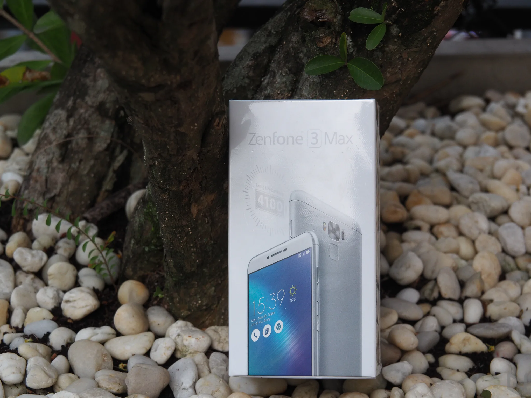 Trên tay ZenFone 3 Max phiên bản màn hình 5.5 inch