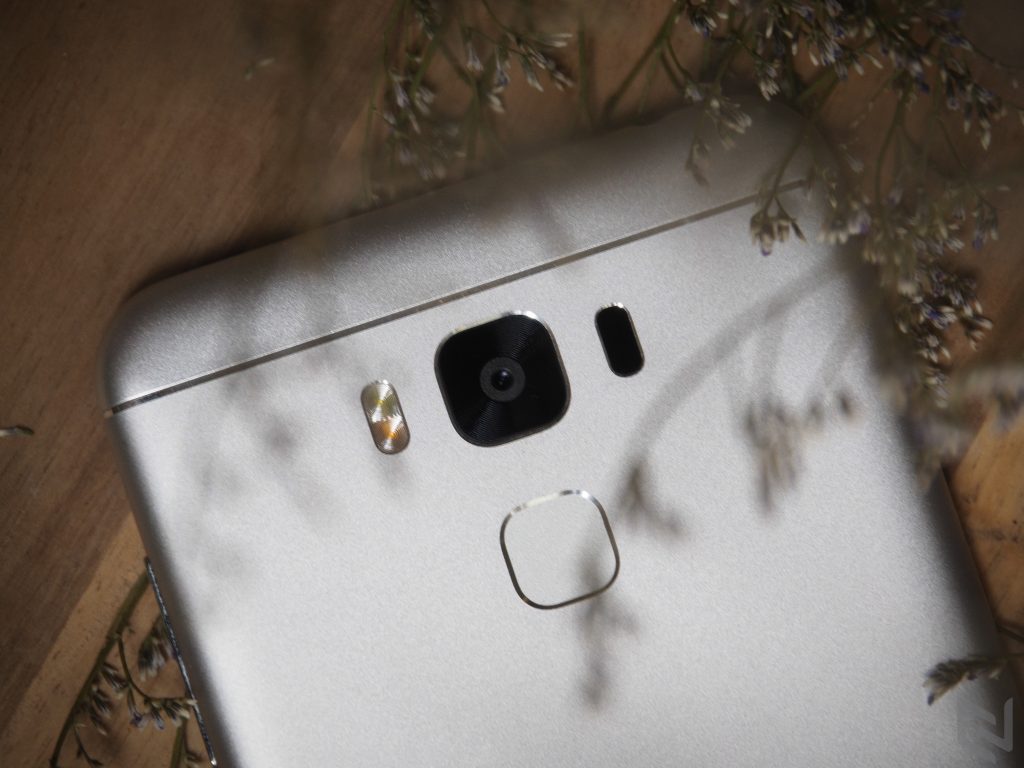 Đánh giá ZenFone 3 Max 5.5 inch: Dành cho người thích màn to pin trâu