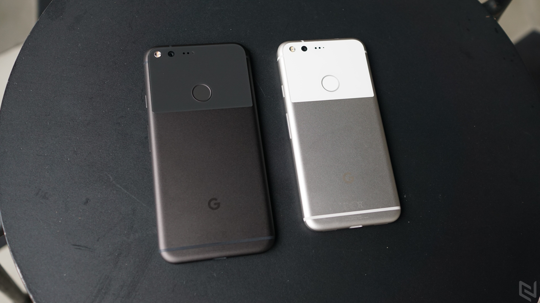 Trên tay Google Pixel XL và so sánh với Pixel