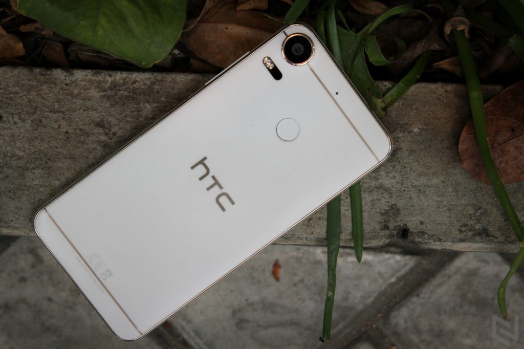 HTC Desire 10 Pro (12)