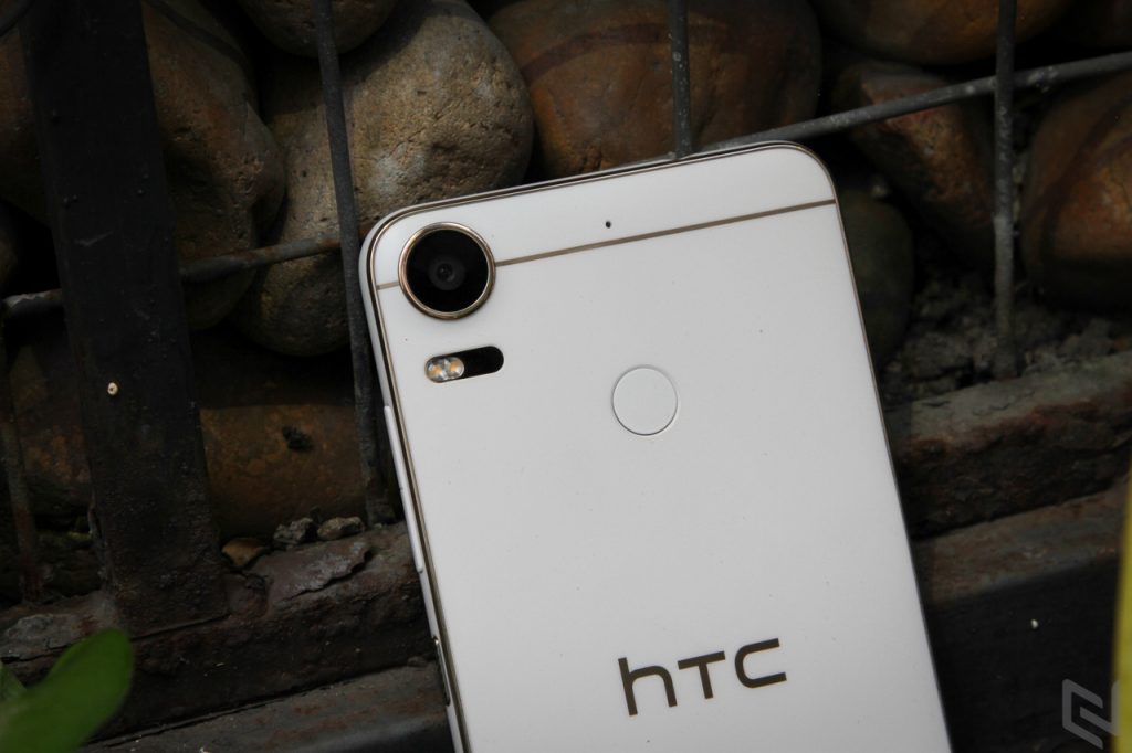 HTC Desire 10 Pro (13)