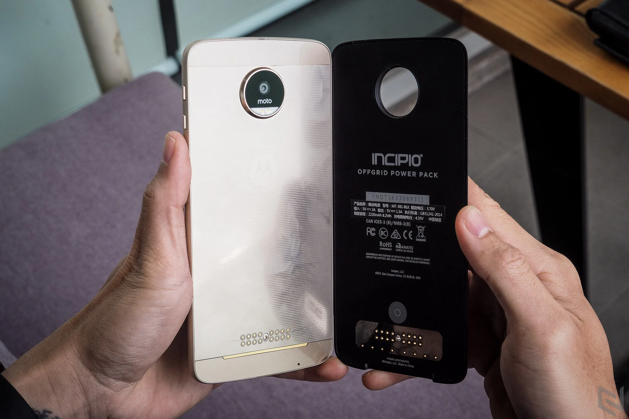 Thử nghiệm mod Power Bank cho Moto Z: thiết kế ổn, đề cao tính tiện lợi