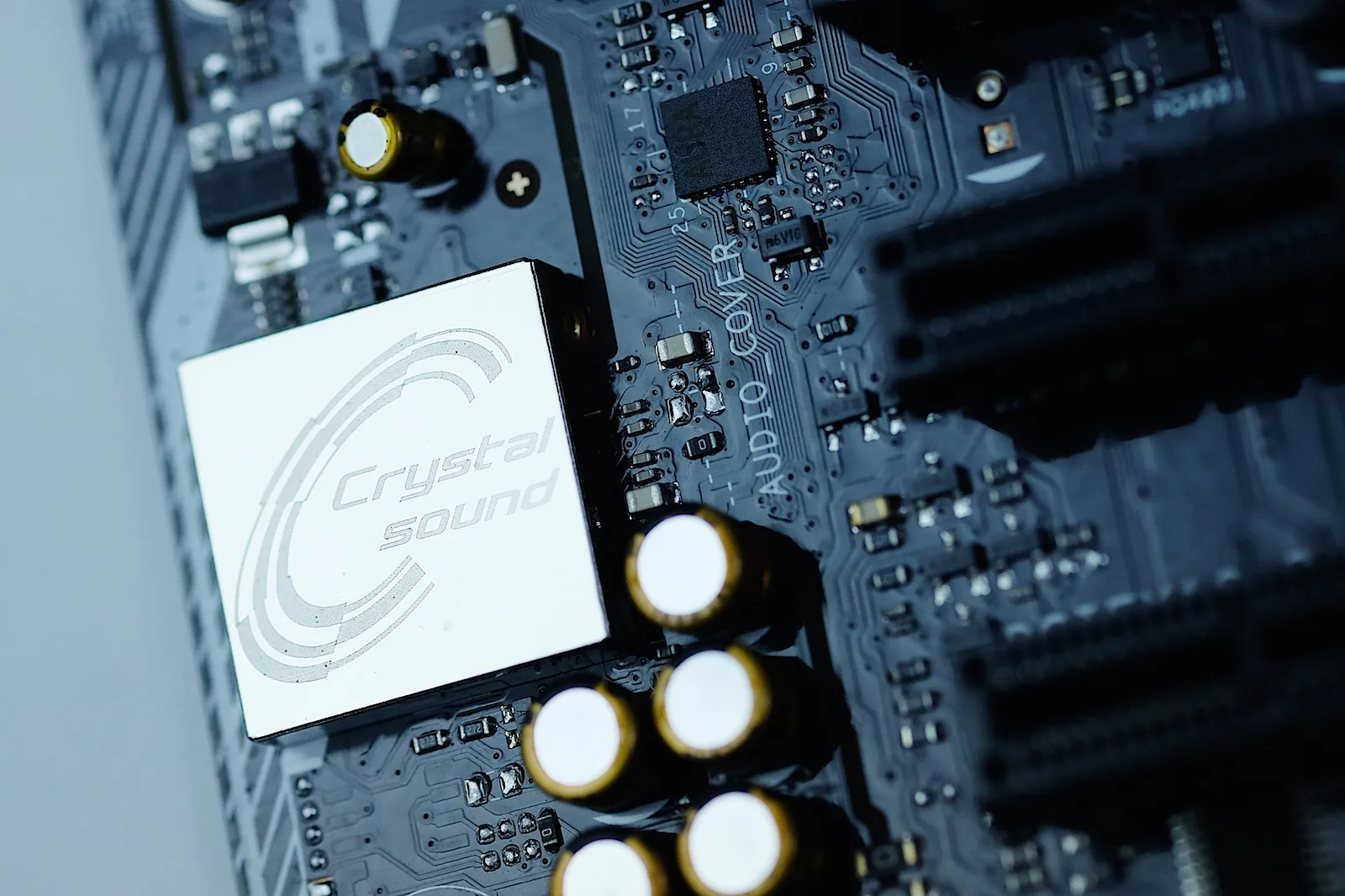 Asus ROG trình làng dòng bo mạch chủ Maximus IX và Strix Z720