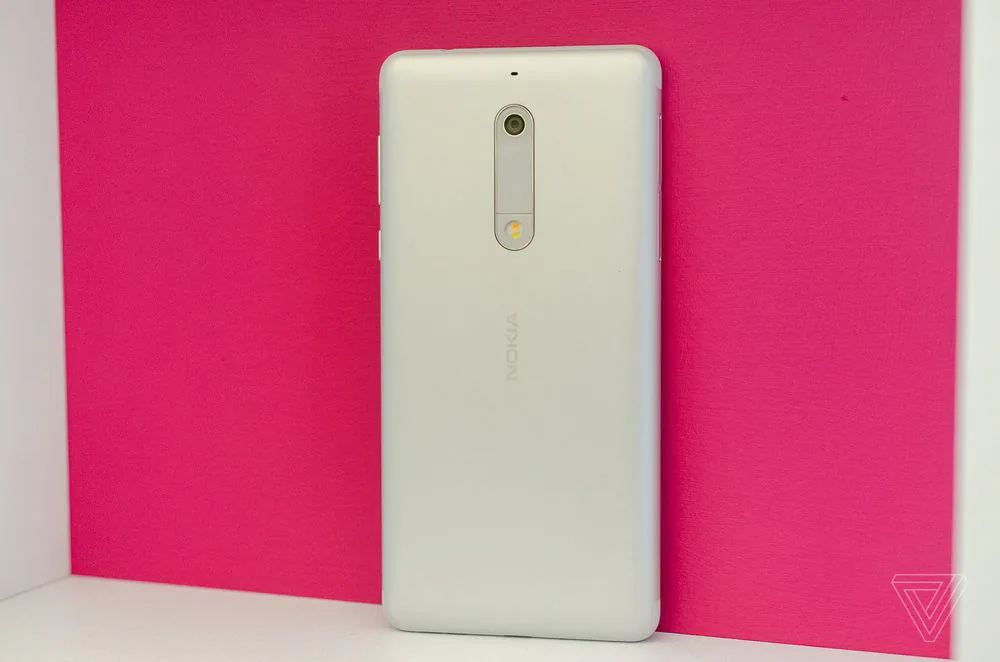 Nokia trở về từ cõi chết với bộ 3 smartphone sử dụng hệ điều hành Android nguyên bản